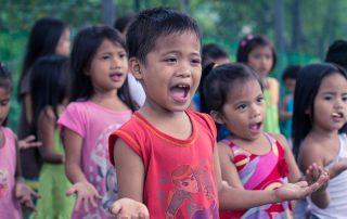 Children Praising God